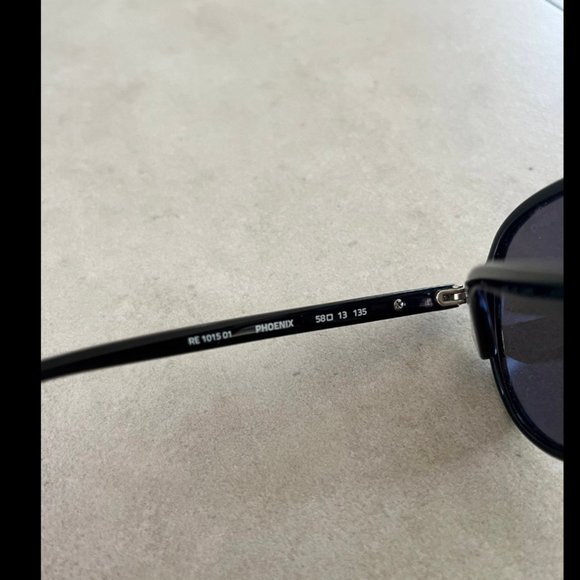 REVO PHOENIX AVIATOR SUNGLASSES RE-1015 BLUE WATER LENS. EUC main image 6